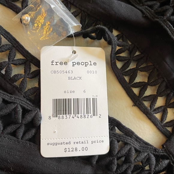 Free People I Think I Love You Black Mini Dress Cut Out L/S NWT Sz 6 Whimsygoth - Picture 5 of 9